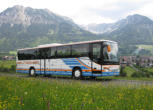 Kombi-Bus für den Linienverkehr und kurze Reisen
