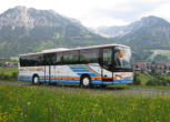 Kombi-Bus für den Linienverkehr und kurze Reisen